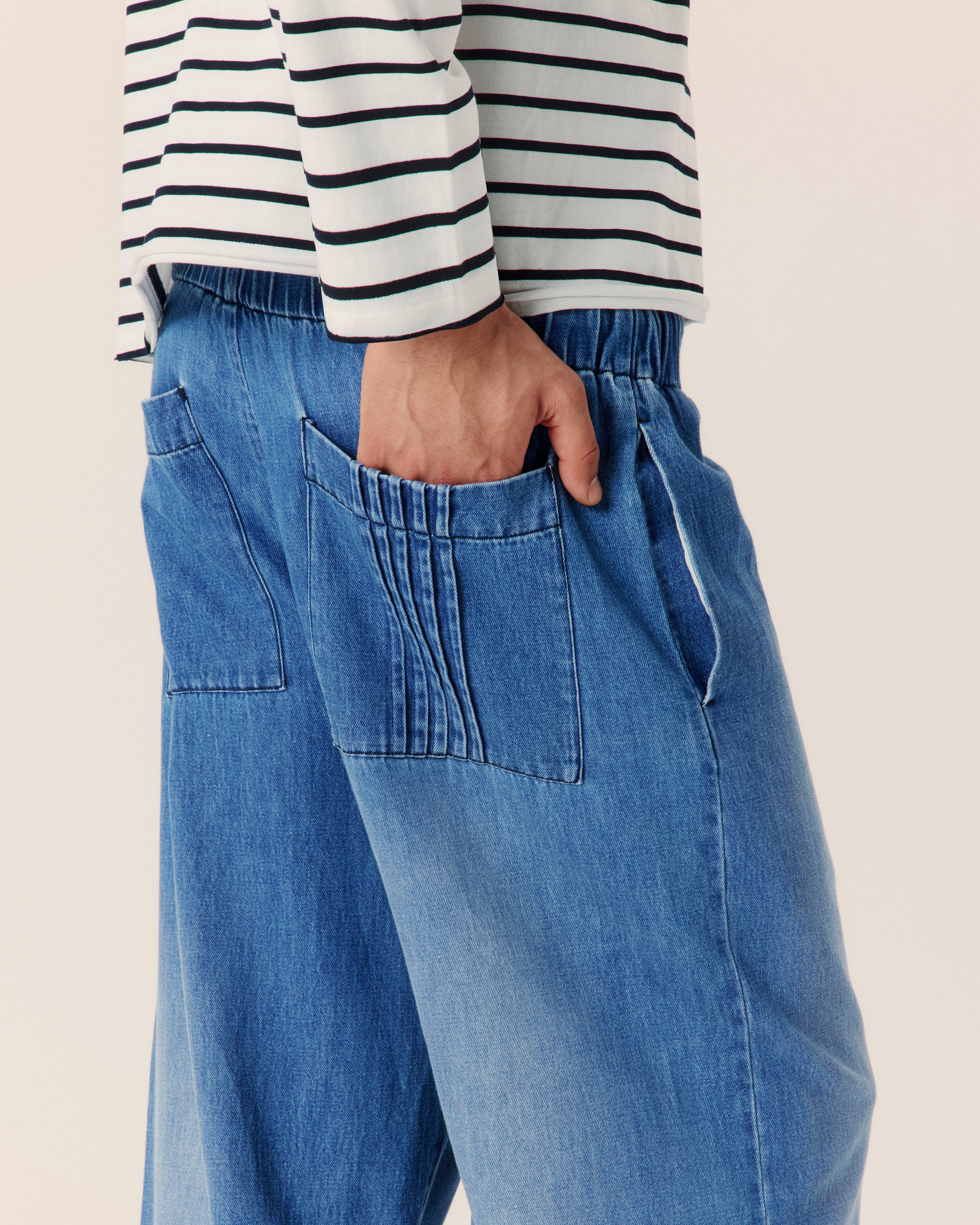 Barrel Stripe Tee - Image 4