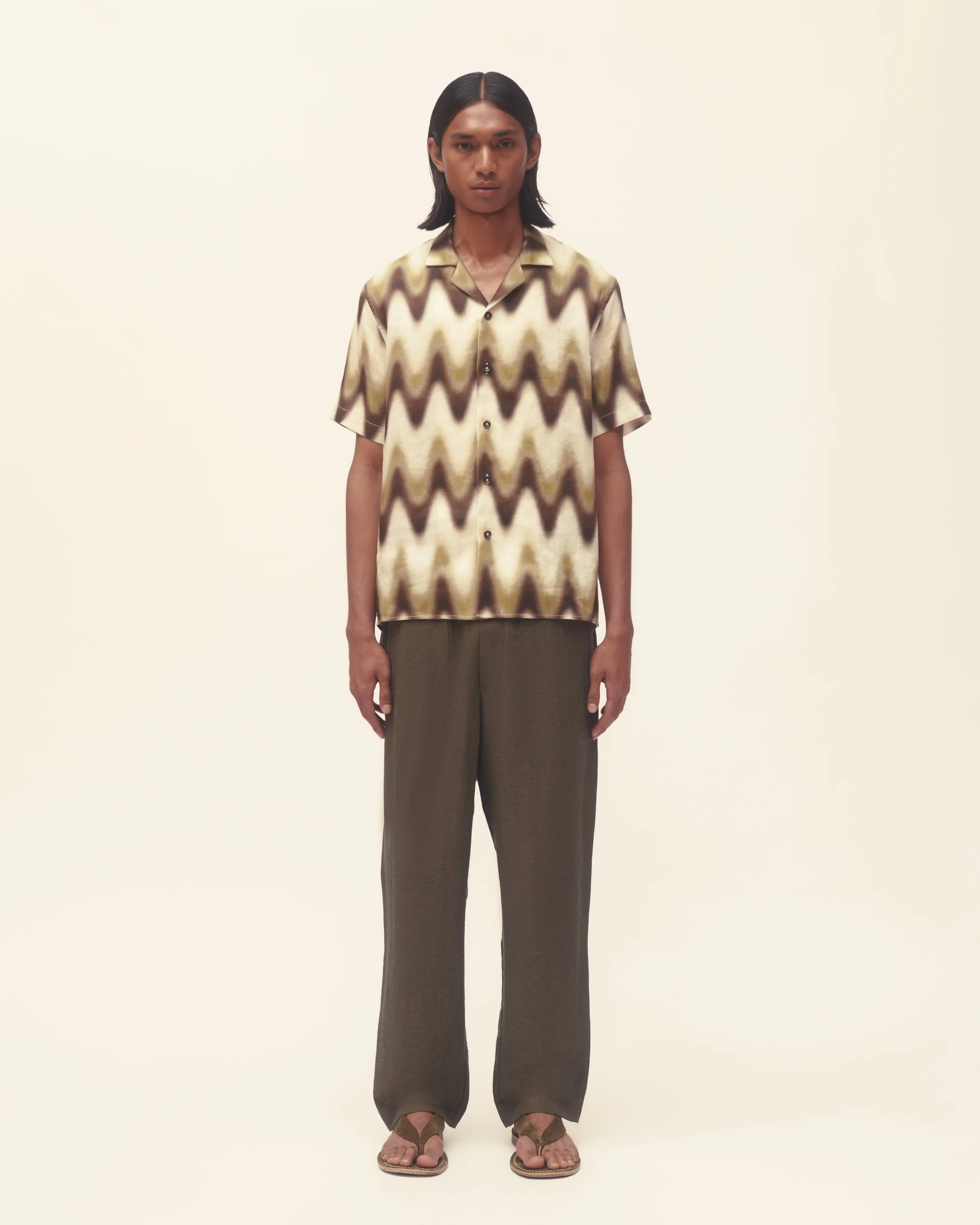 Gradient Wave Slim Bowling Shirt