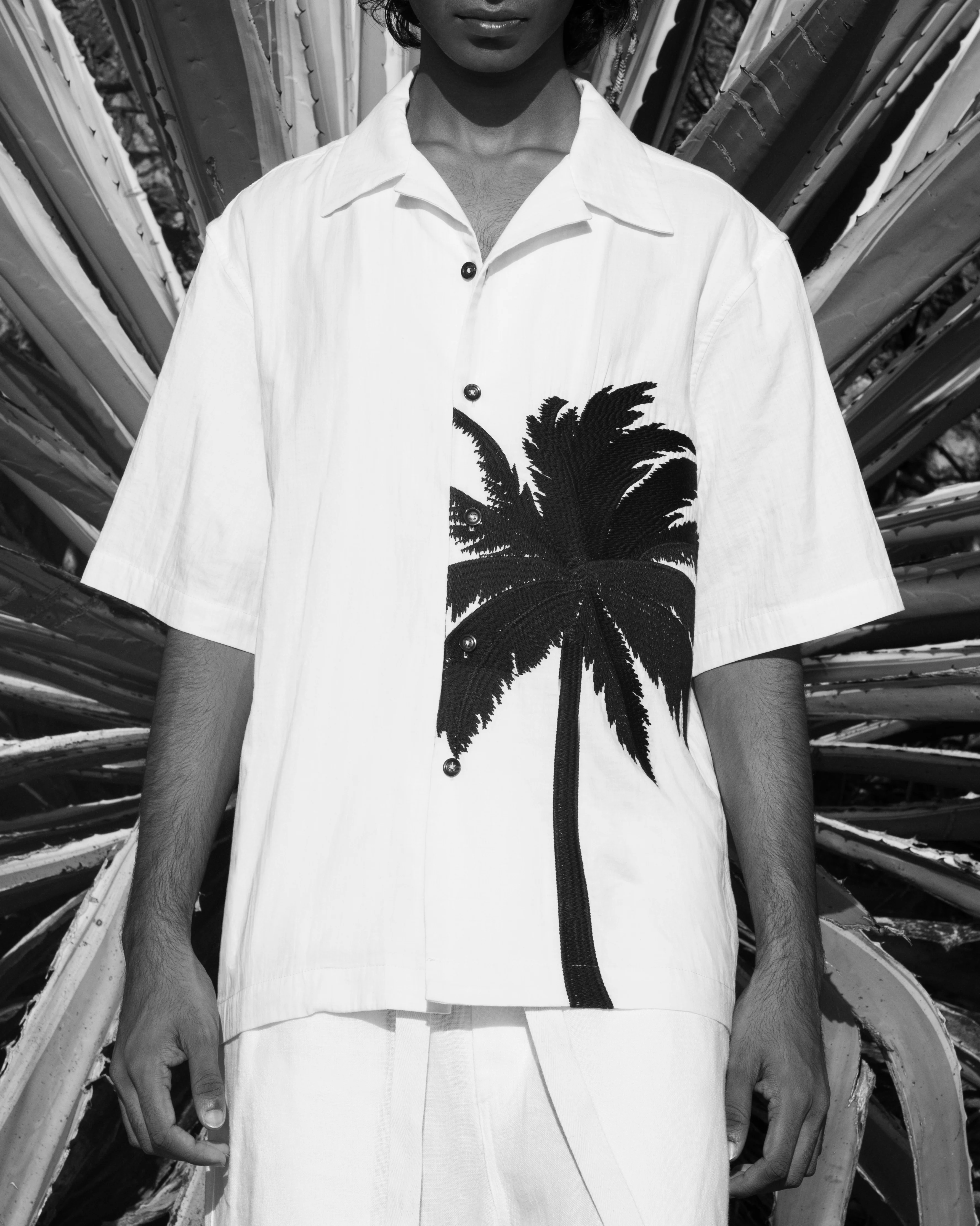 Island Embroidery Bowling Shirt - Image 5
